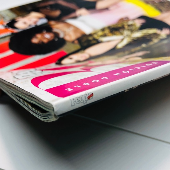 PEOPLE En Espanol Bellos June/July 2018 - Picture 12 of 13